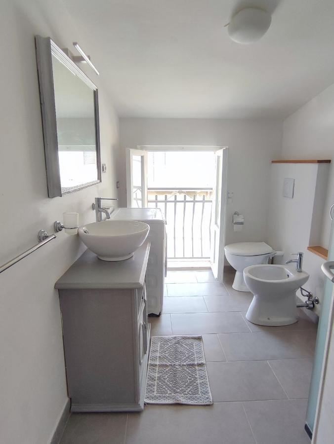 La Mansarda Appartement Tortolì Buitenkant foto
